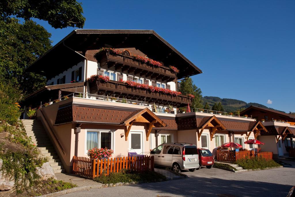 Familiengaestehaus Ingrid ซังต์ มาร์ติน อัม เทนเนนเกอเบียร์เกอ ภายนอก รูปภาพ